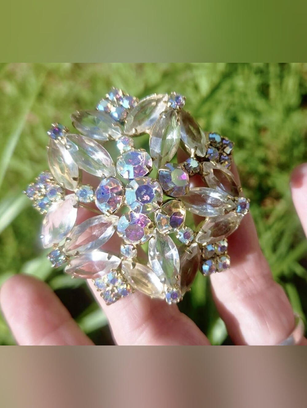 Vintage 1950s Clear and AB Cluster Brooch